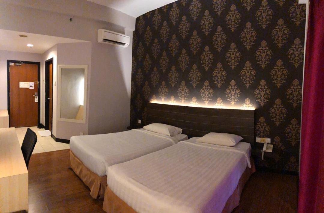 Garden View Hotel Bahau Exterior foto