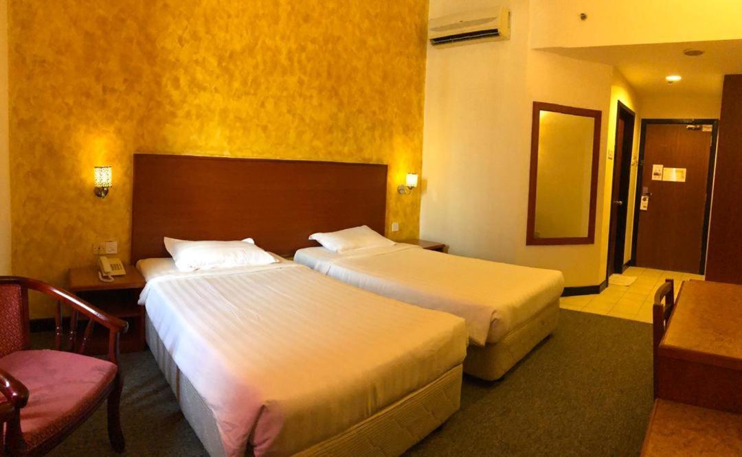 Garden View Hotel Bahau Exterior foto